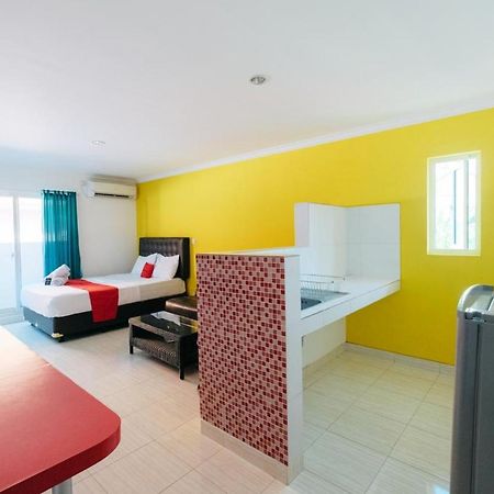 OYO 90568 Kawaii Apartments Balian Exterior foto