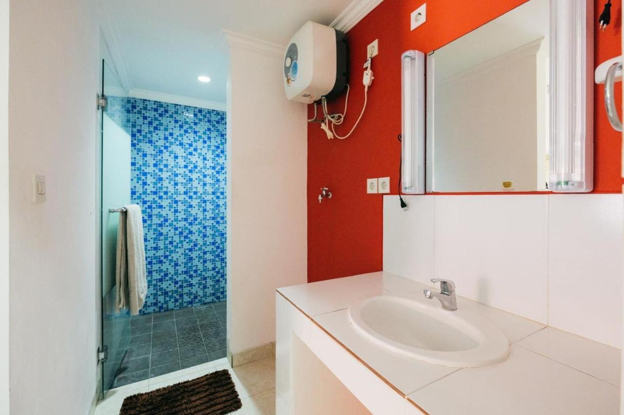OYO 90568 Kawaii Apartments Balian Exterior foto