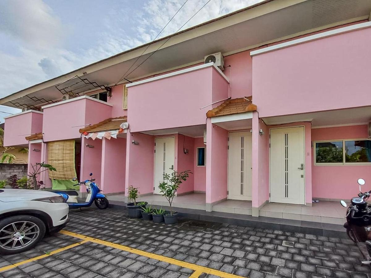 OYO 90568 Kawaii Apartments Balian Exterior foto