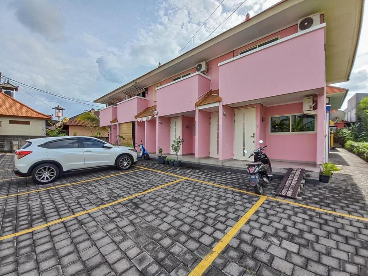 OYO 90568 Kawaii Apartments Balian Exterior foto